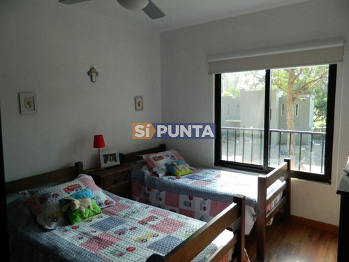 Imagen 9 de 16 de Casa En Venta - La Arbolada