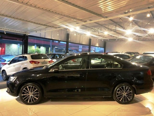 Volkswagen Jetta Highline Tiptronic 2.0 Tsi