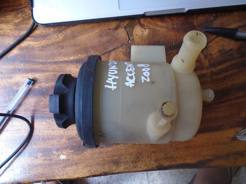 Imagen 3 de 4 de Vendo Tanque De Power Steering De Hyundai Accent Año 2009