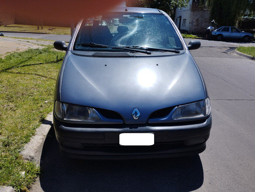 Renault Scénic 2.0 Rt