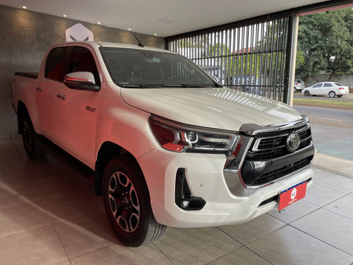 Toyota Hilux CD SRX 4x4 2.8 TDI 16V Diesel Aut.
