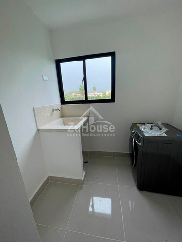Apartamento Nuevo En Venta En Res. Con Piscina En Gurabo Wpa135