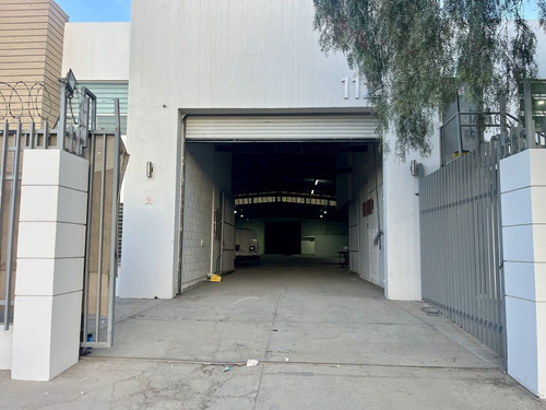 Venta O Renta De Bodega En Otay, Excelente Ubicación