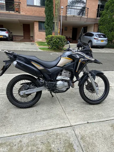Xre 300 Modelo 2023