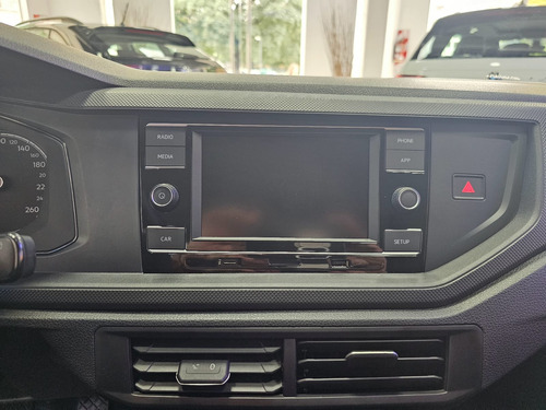Volkswagen Polo 1.6 Msi Track