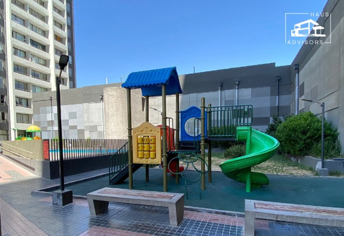 Sin Pie. Barrio Matucana. 2d/1b. Piscina, Quinchos En Azotea