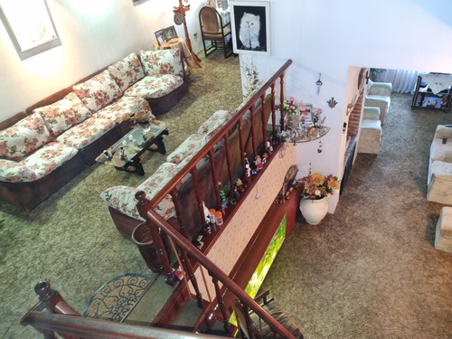 Imagen 7 de 20 de Regia Casa 6 Ambientes/ Villa Sarmiento