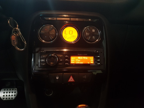 Nissan Livina 1.8 Sl X-gear 16v Flex 4p Automático