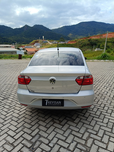Volkswagen Voyage 1.6 16v Msi Aut. 4p