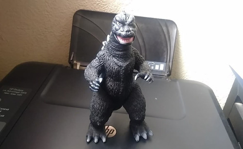 2007 Toho Bandai Godzilla Vinyl No Tail Figure 18 Cms (Usado)