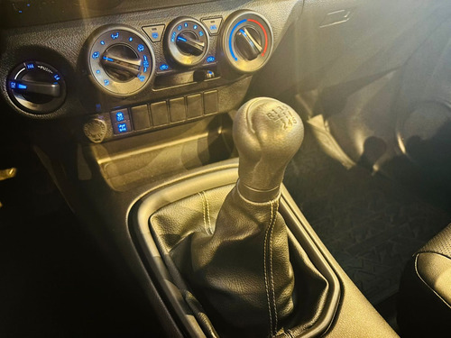 Toyota Hilux 2.8 Std Power Pack Cab. Dupla 4x4 Tdi 4p