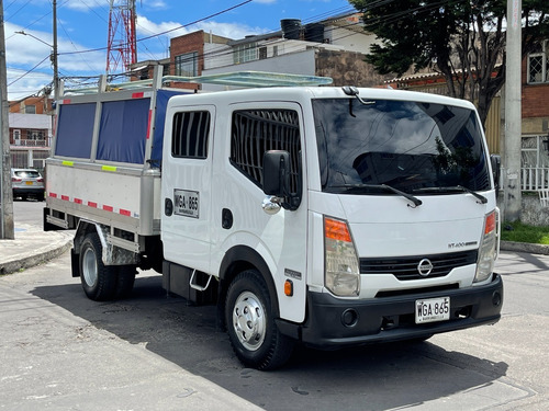 Imagen 9 de 14 de Camiones Estaca Nissan Cabstar 3000cc Tdi Mt Aa Dh Fe