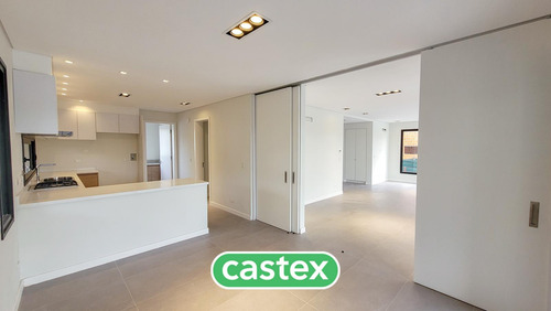 Casa A La Venta A La Laguna En En Ceibos, Puertos