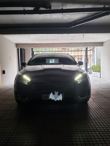 Ford Focus Titanium At 5p 2016 Gris Oscuro, Excelente Estado