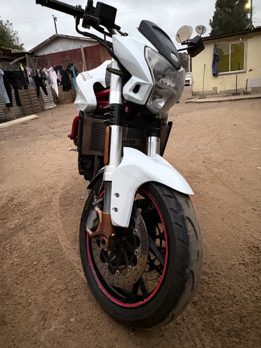 Moto Benelli Rk6