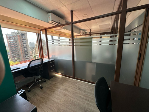 Arriendo Oficina 5 Privados, Sala De Reuniones, 2 Baños