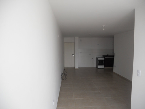 Alberdi - Av. Colon 1046 - Un Dormitorio
