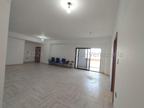 La Trigaleña Pewnhouse En Venta Ubicado En La Trigaleña Valencia Carabobo Venezuela Cod 24-16836 Eloisa Mejia