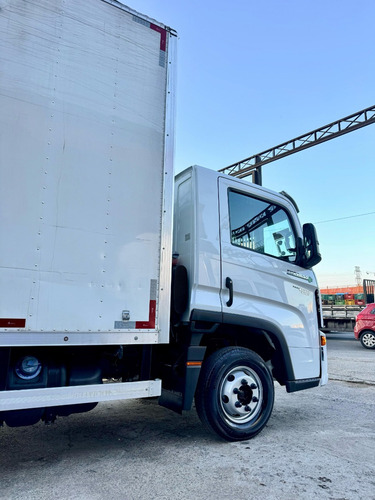 Volkswagen Express + 4x2 2023 - Baú Carga Seca