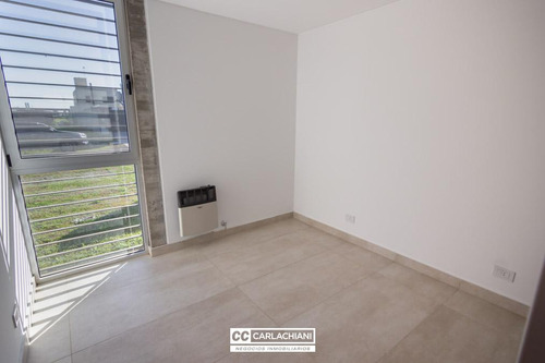 Casa En Venta Funes Don Mateo - Estrenar 3 Dormitorios