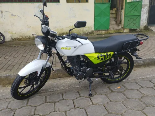Moto Thunder B52 Blanca 150cc 2025