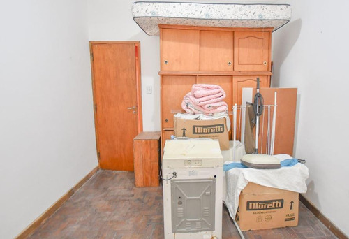 Ph Venta 2 Dormitorios 1 Baño Patio 81 Mts 2 Cubiertos 100 Mts 2 Totales - La Plata
