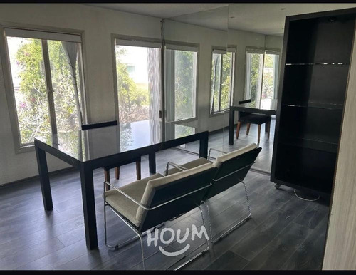 Casa En Insurgentes Cuicuilco, Coyoacán Con 3 Recámaras, 414 M², Id: 153426