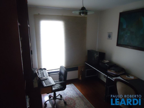 Imagem 10 de 15 de Apartamento - Campo Belo - Sp - 533732