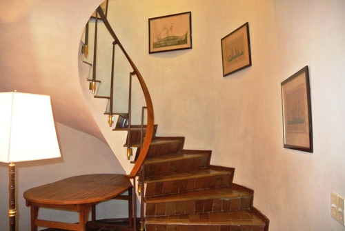 Casa En Venta / 5 Dorm / Punta Del Este / Golf / At2 6380