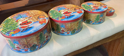 Set De 4 Latas Navideñas Antiguas De Galletas Encajables (Usado)