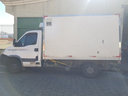 Imagem 7 de 7 de Iveco 35s14