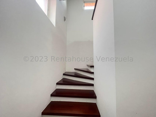 Townhouse ( 2 Niveles) Venta El Hatillo ( Hatillo Tepuy ) Mls-- 24-6932