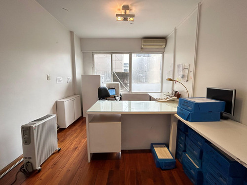 Venta Oficina 180m2 Microcentro