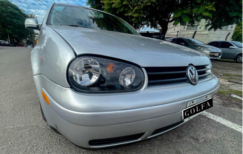 Volkswagen Golf 1.6 Format