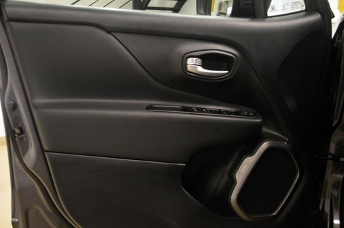 Imagem 13 de 15 de Jeep Renegade 1.3 T270 Turbo Flex Longitude At6