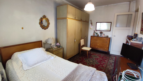 Vende Casa 2 Dormitorios, Garaje Y Amplio Jardín De 88 M2