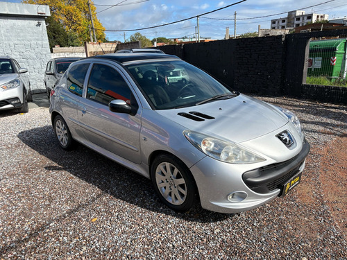Peugeot 207 1.6 Xt