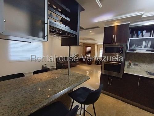 Jv Vende ¡tu Hogar Ideal Te Espera En Esta Espaciosa Y Confortable Casa! Disfruta De Amplios Ambientes Para Toda Tu Familia. ¡ven A Conocerla Y Enamórate De Ella! 25-24912 Jun2