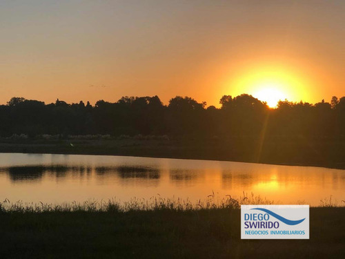 Imagen 1 de 14 de Lote Con Amarra Sobre El Río Naudir Aguas Privadas . Delta