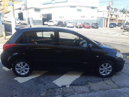 Nissan Tiida 2008 1.8 S 5p