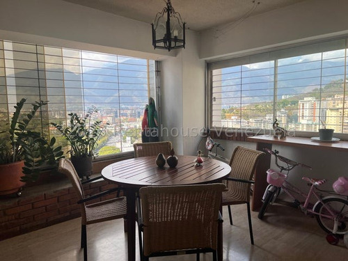209m2 Apto En Las Mesetas De Santa Rosa De Lima, Pisos De Mármol En Las Áreas Sociales Con Insuperable Vista Al Avila,, Mls#24-14385