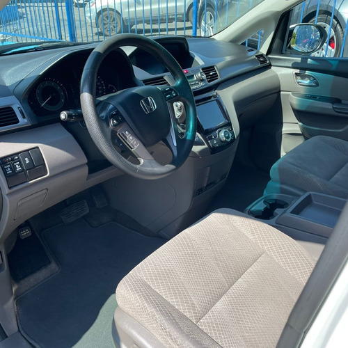 Imagen 8 de 12 de Honda Odyssey Ex 2014