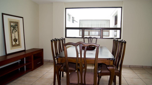 Imagen 2 de 6 de Apartamento En Alquiler Zona 14