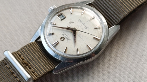 Reloj Omega Seamaster Crosshair Calibre 562 - 1960 - Detalle Beige Plateado Blanco (Usado)