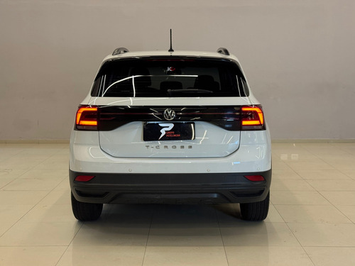 Volkswagen T-Cross 1.0 200 TSI TOTAL FLEX SENSE AUTOMÁTICO