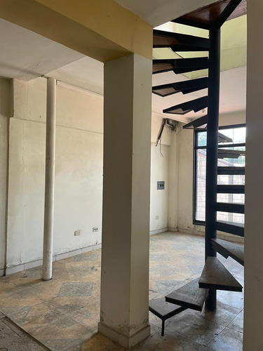 Apartoquinta En Venta Urbanización Sabana Larga Prebo