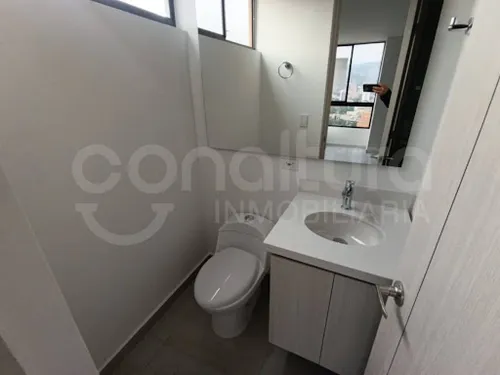 Apartamento En Arriendo Los Colores 472-7082