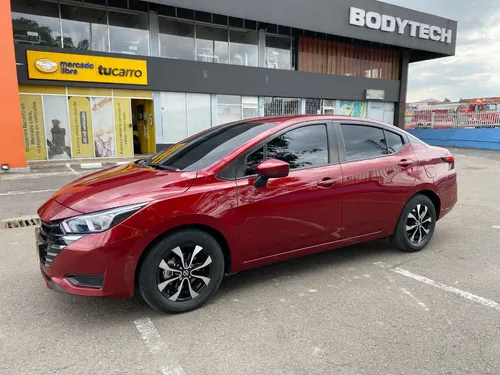 Nissan Versa 1.6 Advance At
