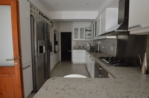 Casa En Venta Ubicado En Mataderos, Capital Federal