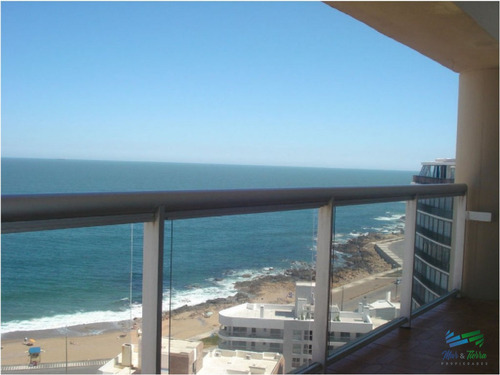 Apartamento En Venta En Península, Piso Alto Con Vista Al Mar!!!